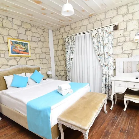 Zubeyde Hanim Alacati