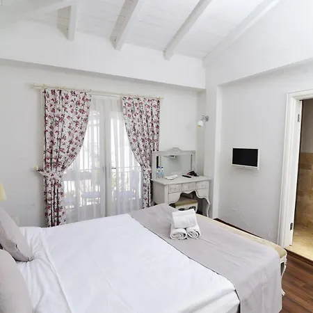 Zubeyde Hanim Alacati Çeşme