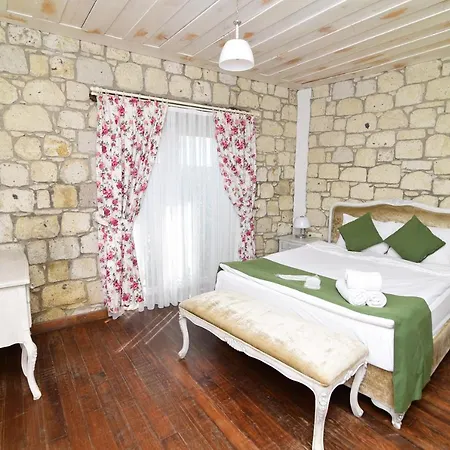 Zubeyde Hanim Alacati Çeşme