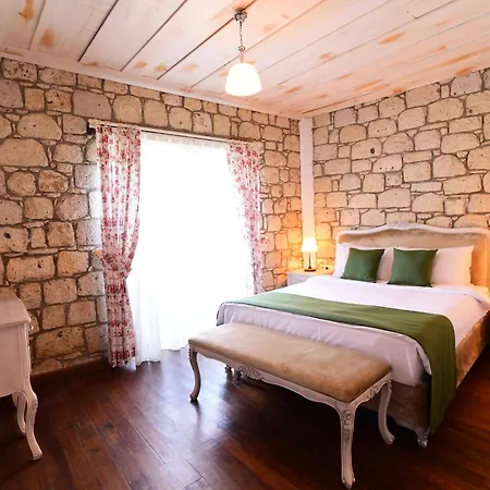 Zubeyde Hanim Alacati 2* Çeşme