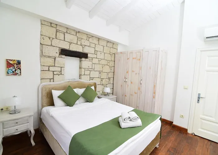 Zubeyde Hanim Alacati