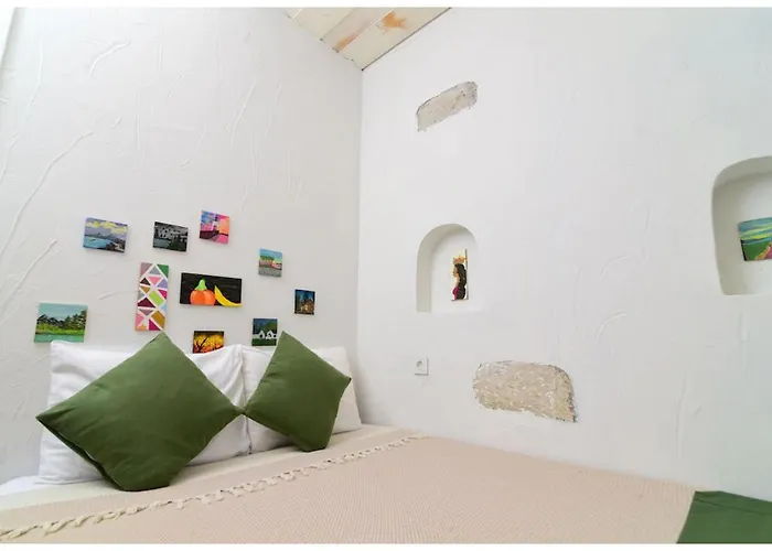 Zubeyde Hanim Alacati 2*