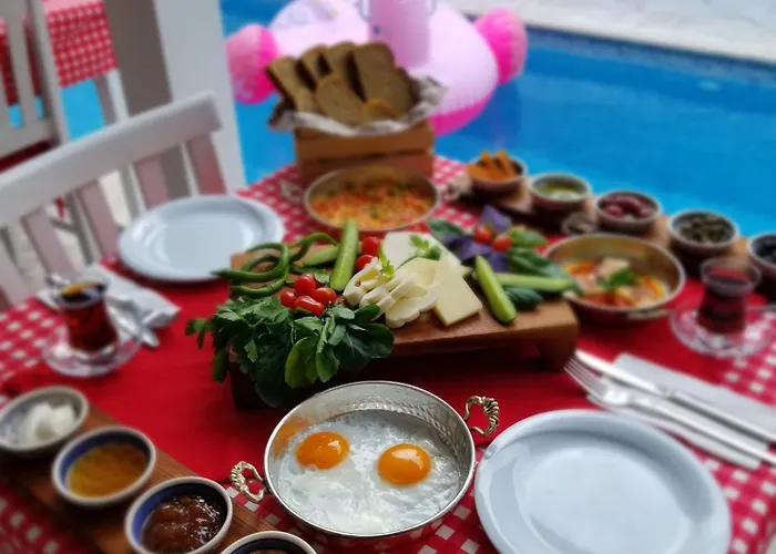 Zubeyde Hanim Alacati 2*