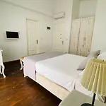 Hotel Zubeyde Hanim Alacati Cesme