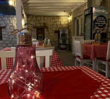 Zubeyde Hanim Alacati Otel Çeşme