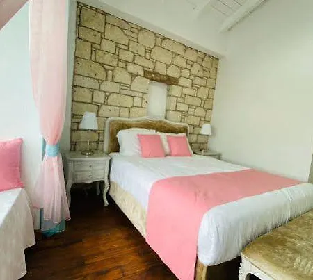 Otel Zubeyde Hanim Alacati Çeşme