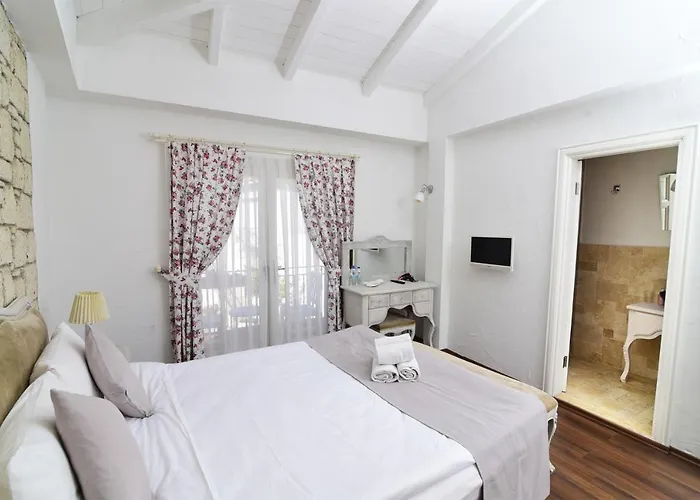 Zubeyde Hanim Alacati Çeşme